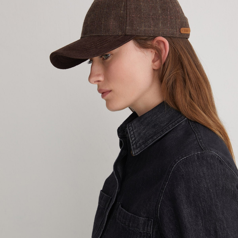 Gorra de pana y franela