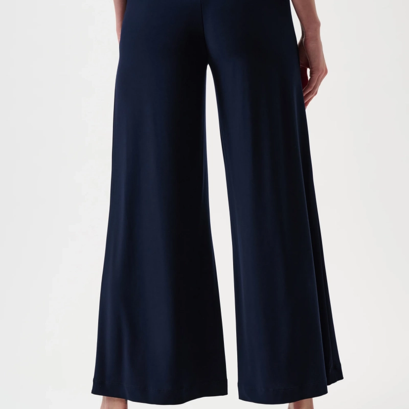 Pantalón clásico de pierna ancha