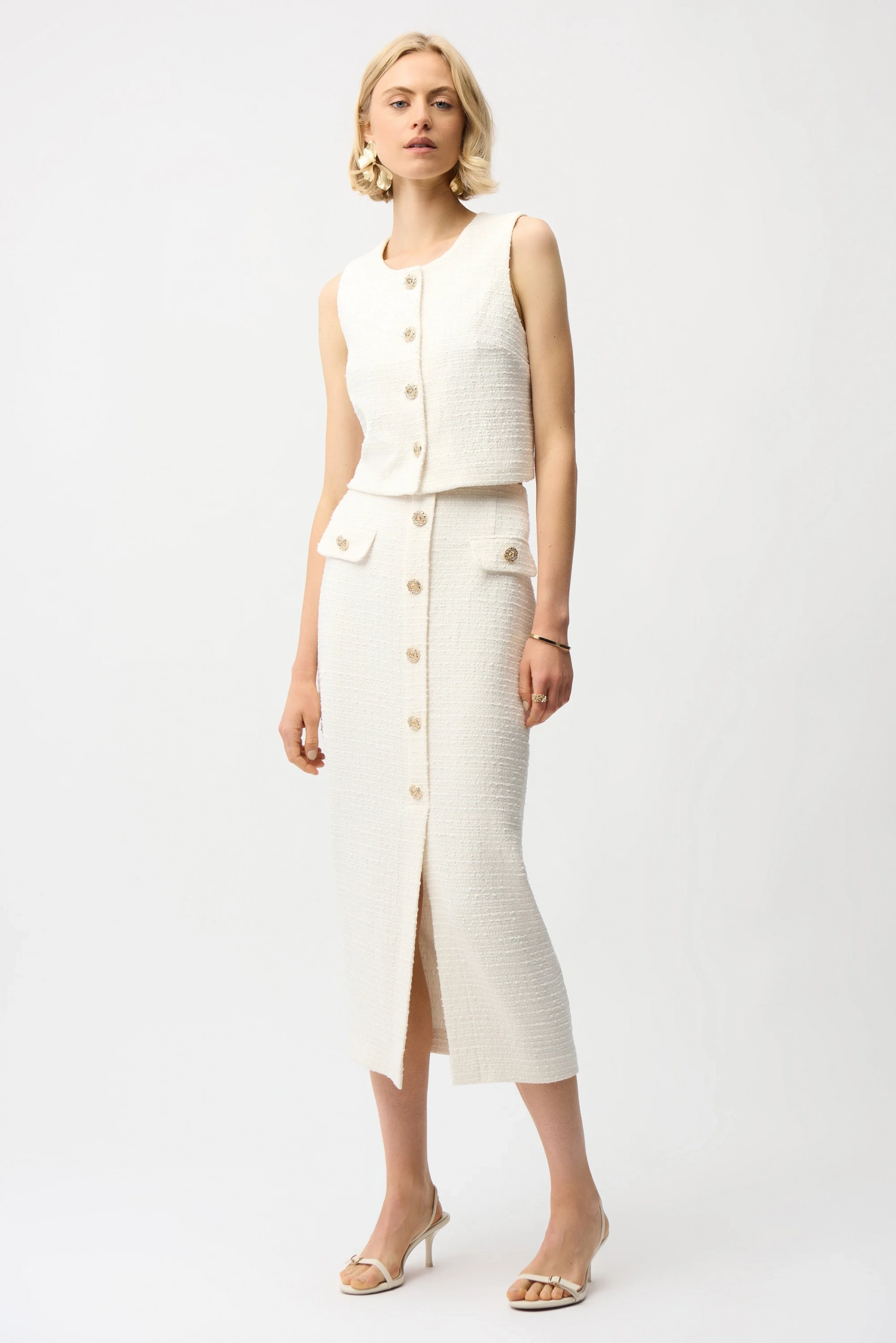 Chaleco botones dorados - Imagen 5