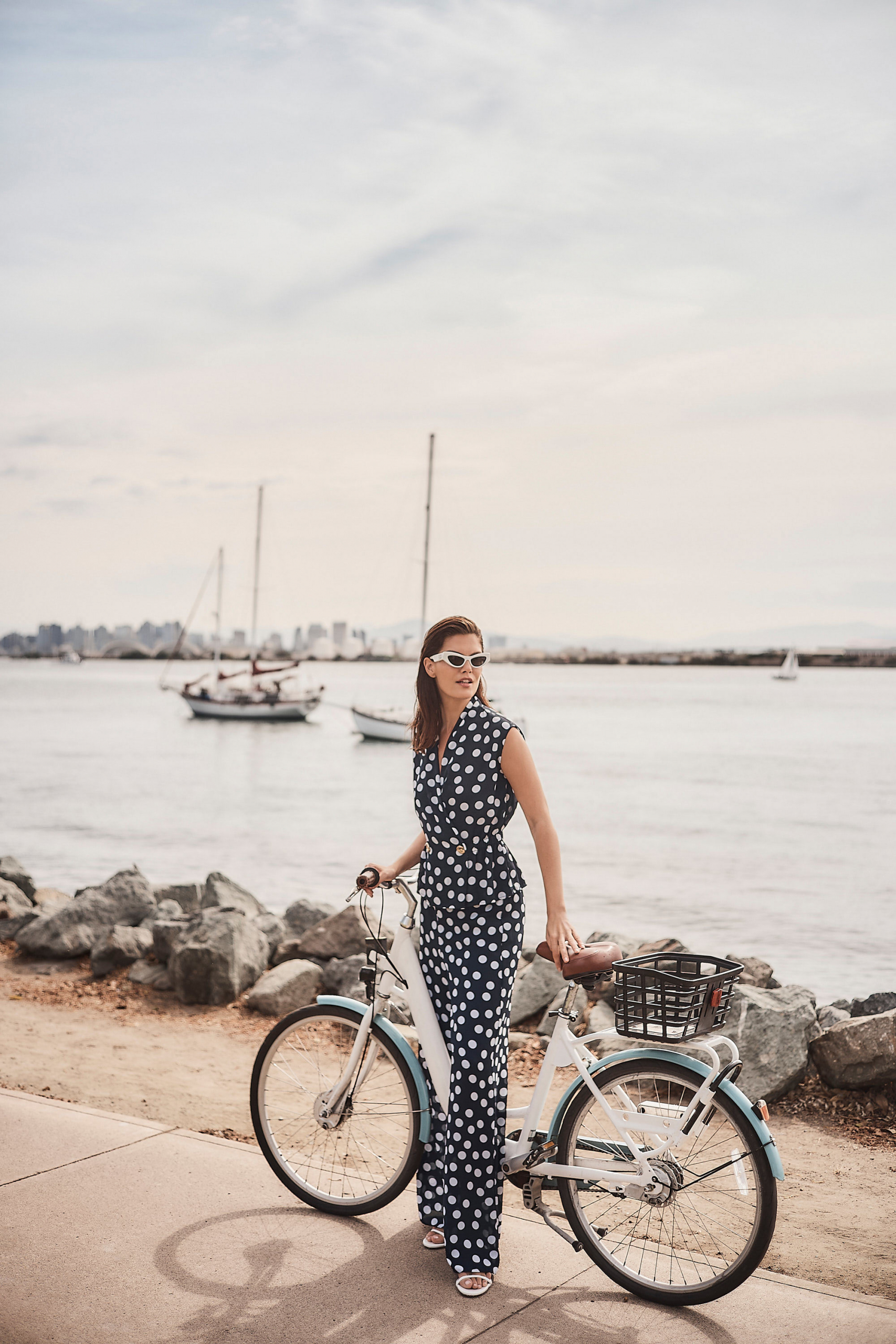 Pantalón lunares fluido - Imagen 6