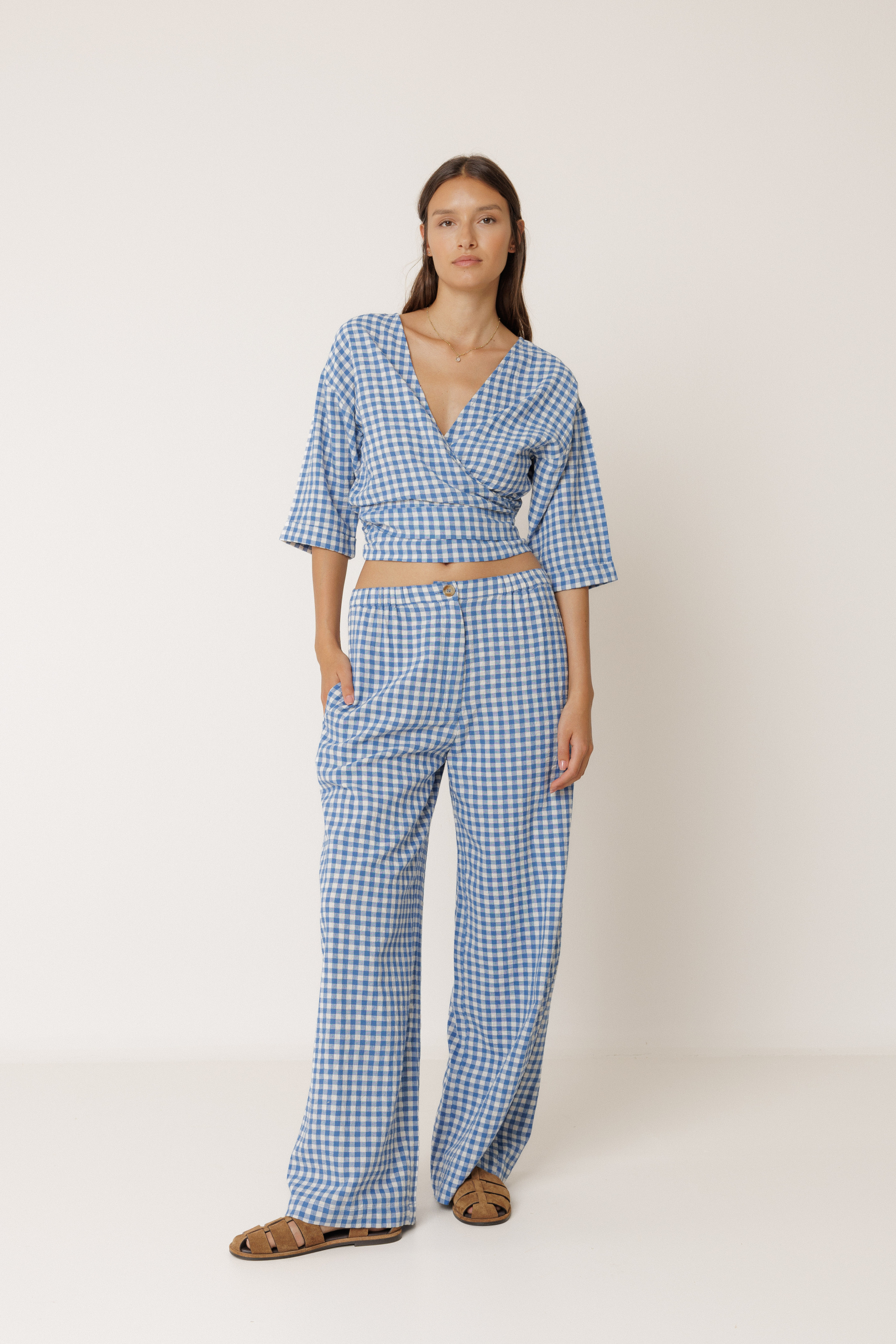 Camisa crop nudo - Imagen 2