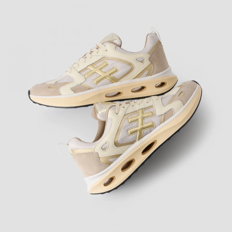 Deportiva multiplatino