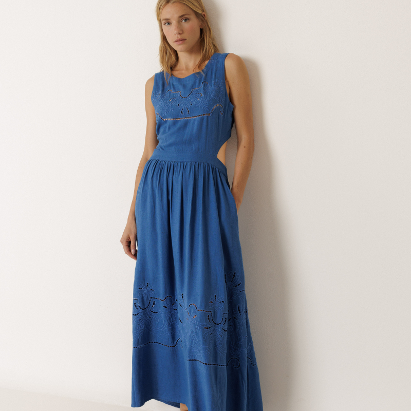 Vestido detalle bordado