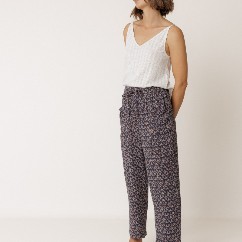 Pantalón estampado fluido