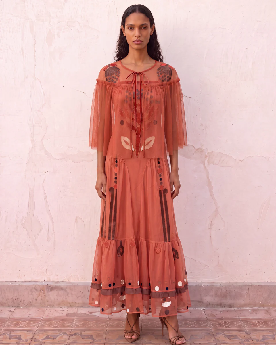Vestido de tul bordado coral - Imagen 2